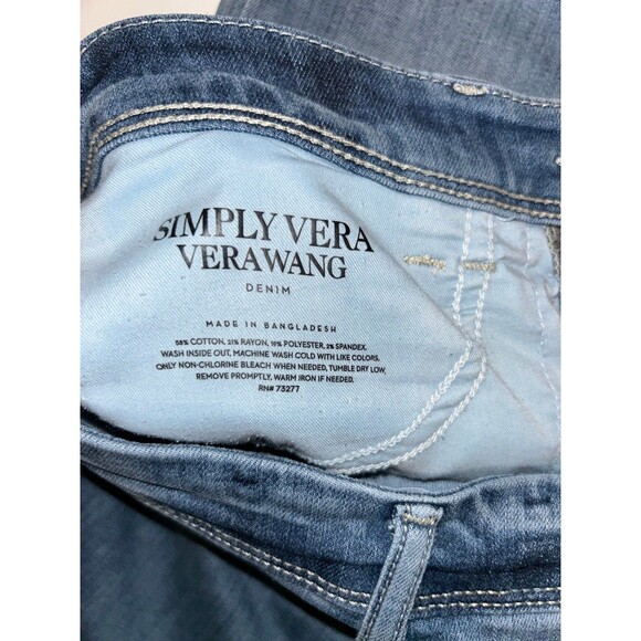 VERA WANG SIMPLY VERA Skinny Women 4 Blue Jeans Stretchy 5 Pocket - Picture 6 of 6